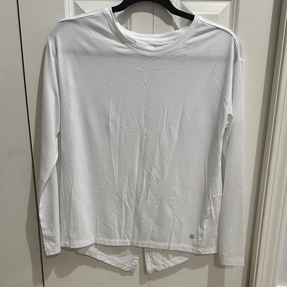 NWOT Unipro White Quick-Dry Shirt
